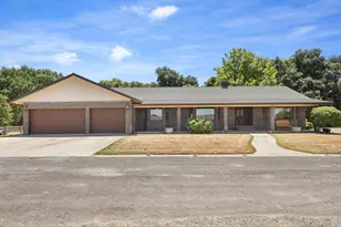 10996 Boessow Rd, Galt, CA 95632 - Photo 1