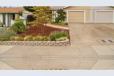 506 Hyacinth Court #A, Roseville, CA 95678 - Photo 3