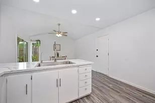 7021 Stanford Oak Dr, Sacramento, CA 95842 - Photo 15