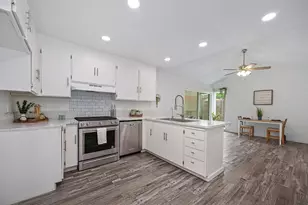 7021 Stanford Oak Dr, Sacramento, CA 95842 - Photo 3