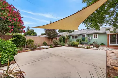 2041 Bowling Green Drive, Sacramento, CA 95825 - Photo 31