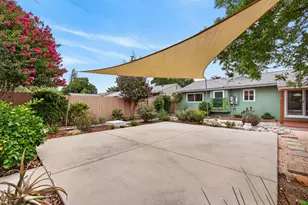 2041 Bowling Green Dr, Sacramento, CA 95825 - Photo 31