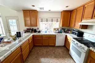 2247 Halsey Cir, Davis, CA 95618 - Photo 7