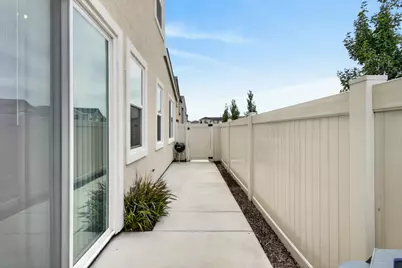 2048 Brave Hawk Loop, Roseville, CA 95747 - Photo 51