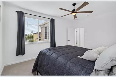 2048 Brave Hawk Loop, Roseville, CA 95747 - Photo 45