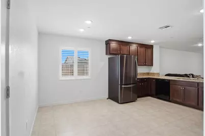 392 Ingraham Court, Los Banos, CA 93635 - Photo 7