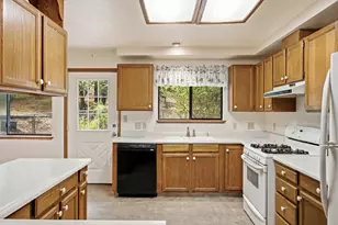 5648 Vacation Blvd, Somerset, CA 95684 - Photo 7
