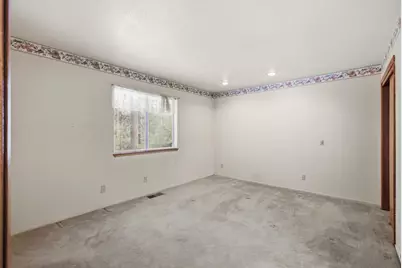 5648 Vacation Boulevard, Somerset, CA 95684 - Photo 13