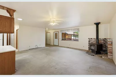 5648 Vacation Boulevard, Somerset, CA 95684 - Photo 11