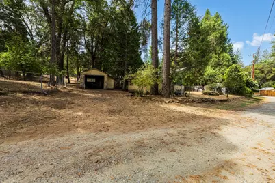 5676 Winter Way, Somerset, CA 95684 - Photo 11
