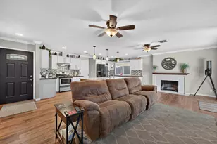 1016 Azure Ct, Roseville, CA 95678 - Photo 17