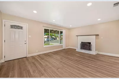 3404 Christie Court, Sacramento, CA 95838 - Photo 9