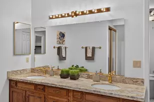 329 Rivergate Way, Sacramento, CA 95831 - Photo 59