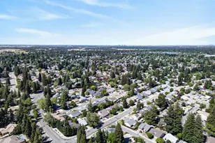 329 Rivergate Way, Sacramento, CA 95831 - Photo 71