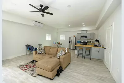 1800 W Glenwood Avenue, Turlock, CA 95380 - Photo 13