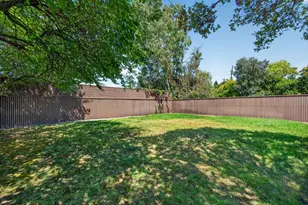 2624 51st St, Sacramento, CA 95817 - Photo 25