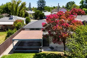 2624 51st St, Sacramento, CA 95817 - Photo 31