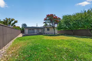 2624 51st St, Sacramento, CA 95817 - Photo 3