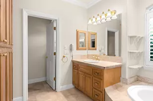 7710 Rio Barco Way, Sacramento, CA 95831 - Photo 35