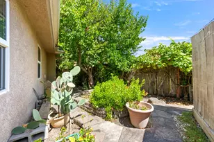 7710 Rio Barco Way, Sacramento, CA 95831 - Photo 25