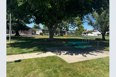 Commodore Lane #18, Sacramento, CA 95838 - Photo 17