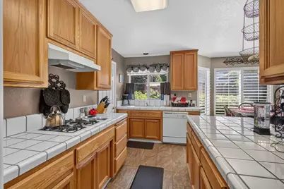 2000 Peridot Street, Roseville, CA 95678 - Photo 29