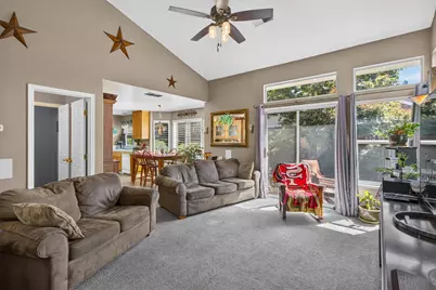 2000 Peridot Street, Roseville, CA 95678 - Photo 17