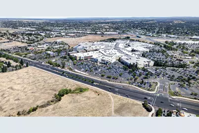 2000 Peridot Street, Roseville, CA 95678 - Photo 59