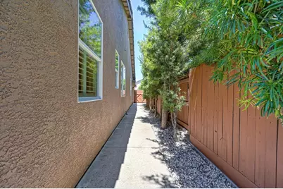 5522 SE Mable Rose Way, Antelope, CA 95843 - Photo 47