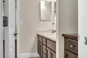 1360 Folsom Meadows Cir, Folsom, CA 95630 - Photo 21