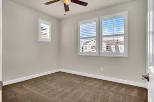 1360 Folsom Meadows Cir, Folsom, CA 95630 - Photo 19