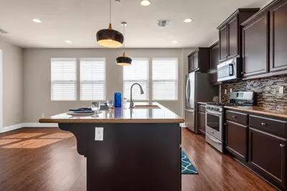1360 Folsom Meadows Circle, Folsom, CA 95630 - Photo 11