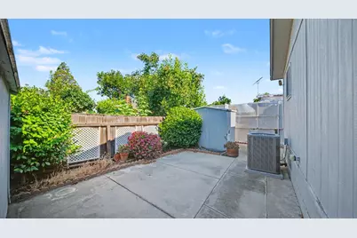 Jackson Avenue #131, Escalon, CA 95320 - Photo 25