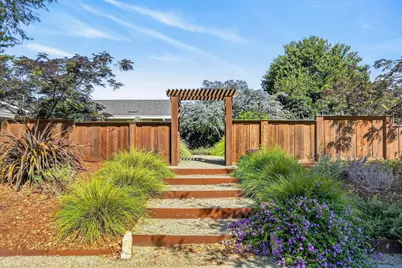 6948 Riverside Boulevard, Sacramento, CA 95831 - Photo 5