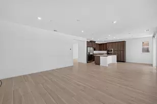 6081 W Summerwind Dr, Roseville, CA 95747 - Photo 13