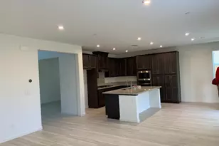 6081 W Summerwind Dr, Roseville, CA 95747 - Photo 3