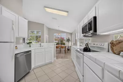 632 Blackstone Court, Roseville, CA 95747 - Photo 11