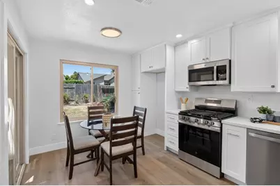 10 Breland Court, Sacramento, CA 95823 - Photo 11