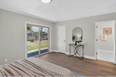 10 Breland Court, Sacramento, CA 95823 - Photo 21