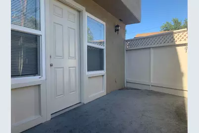 145 E 12th Street #5, Tracy, CA 95376 - Photo 3
