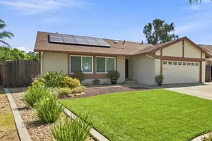 38770 Delphinium Ct, Newark, CA 94560 - Photo 3