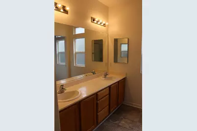 8757 Sequoia Wood Court, Elk Grove, CA 95624 - Photo 7