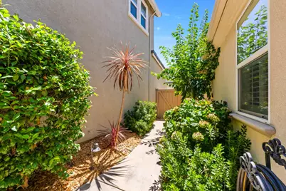 1732 Parkway Drive, Folsom, CA 95630 - Photo 37