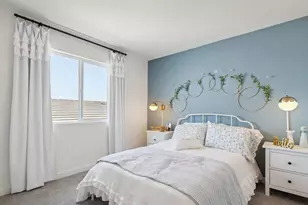 8016 Trapper Rnch Rd, Roseville, CA 95747 - Photo 11