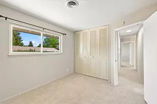 6701 Hillglen Way, Fair Oaks, CA 95628 - Photo 35