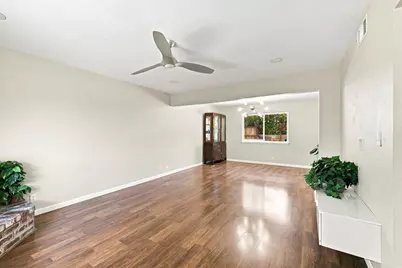 6701 Hillglen Way, Fair Oaks, CA 95628 - Photo 11