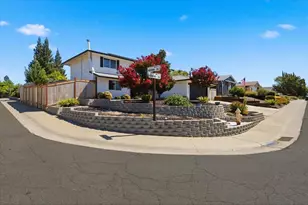 6701 Hillglen Way, Fair Oaks, CA 95628 - Photo 5