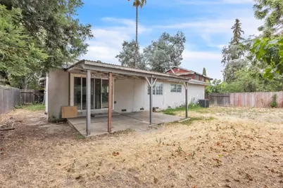 5890 Hollyhurst Way, Sacramento, CA 95823 - Photo 25