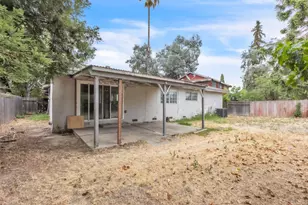 5890 Hollyhurst Way, Sacramento, CA 95823 - Photo 25