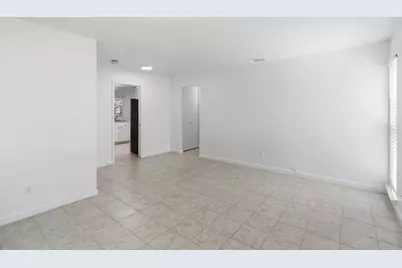 7024 Stanford Oak Drive, Sacramento, CA 95842 - Photo 9